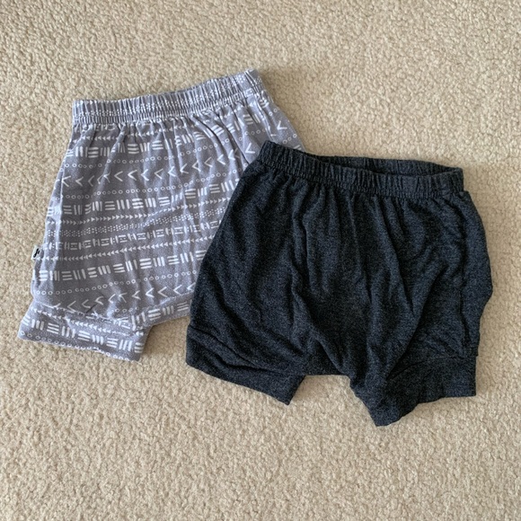 Jax and Lennon baby shorts 6-12m - Picture 1 of 3